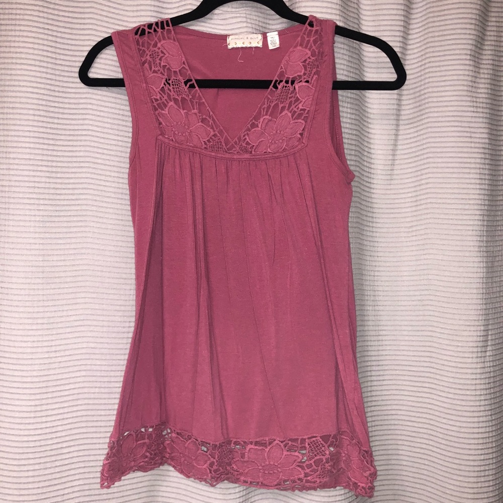 Pink tank top